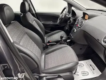 Opel Corsa 1.4 16V Innovation