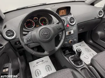 Opel Corsa 1.4 16V Innovation
