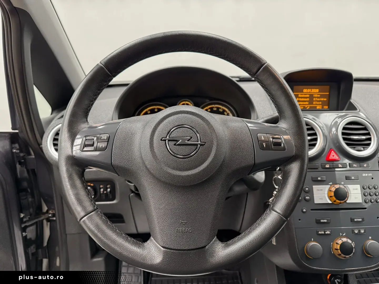 Opel Corsa 1.4 16V Innovation