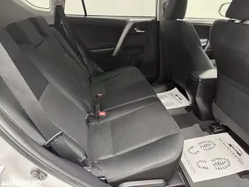 Toyota RAV4 2.2 D-4D 4x4 Automatik Life