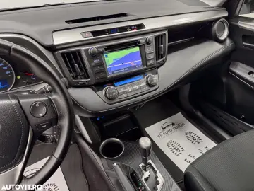 Toyota RAV4 2.2 D-4D 4x4 Automatik Life