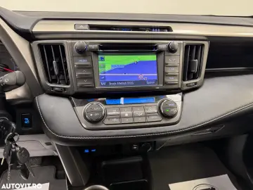 Toyota RAV4 2.2 D-4D 4x4 Automatik Life