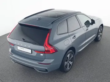 VOLVO XC60 T8 Recharge AWD Plus Dark AHK H&K