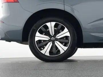 VOLVO XC60 T8 Recharge AWD Plus Dark AHK H&K