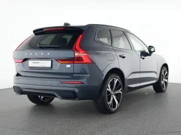 VOLVO XC60 T8 Recharge AWD Ultimate Dark 21  AHK 360