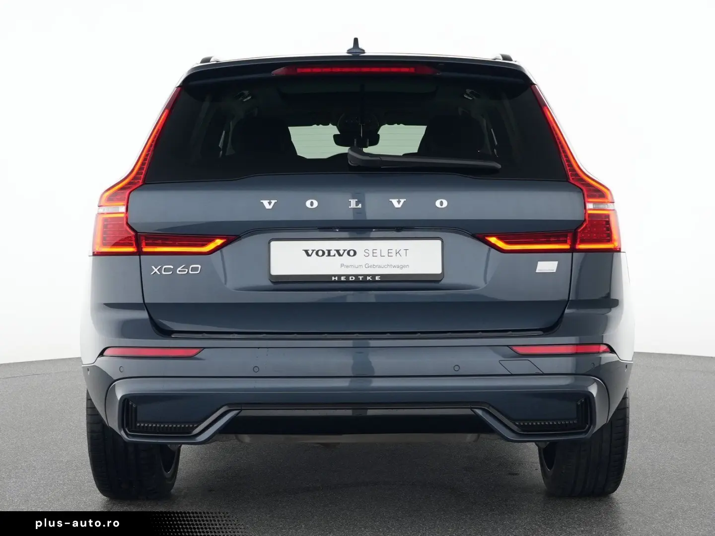 VOLVO XC60 T8 Recharge AWD Ultimate Dark 21  AHK 360