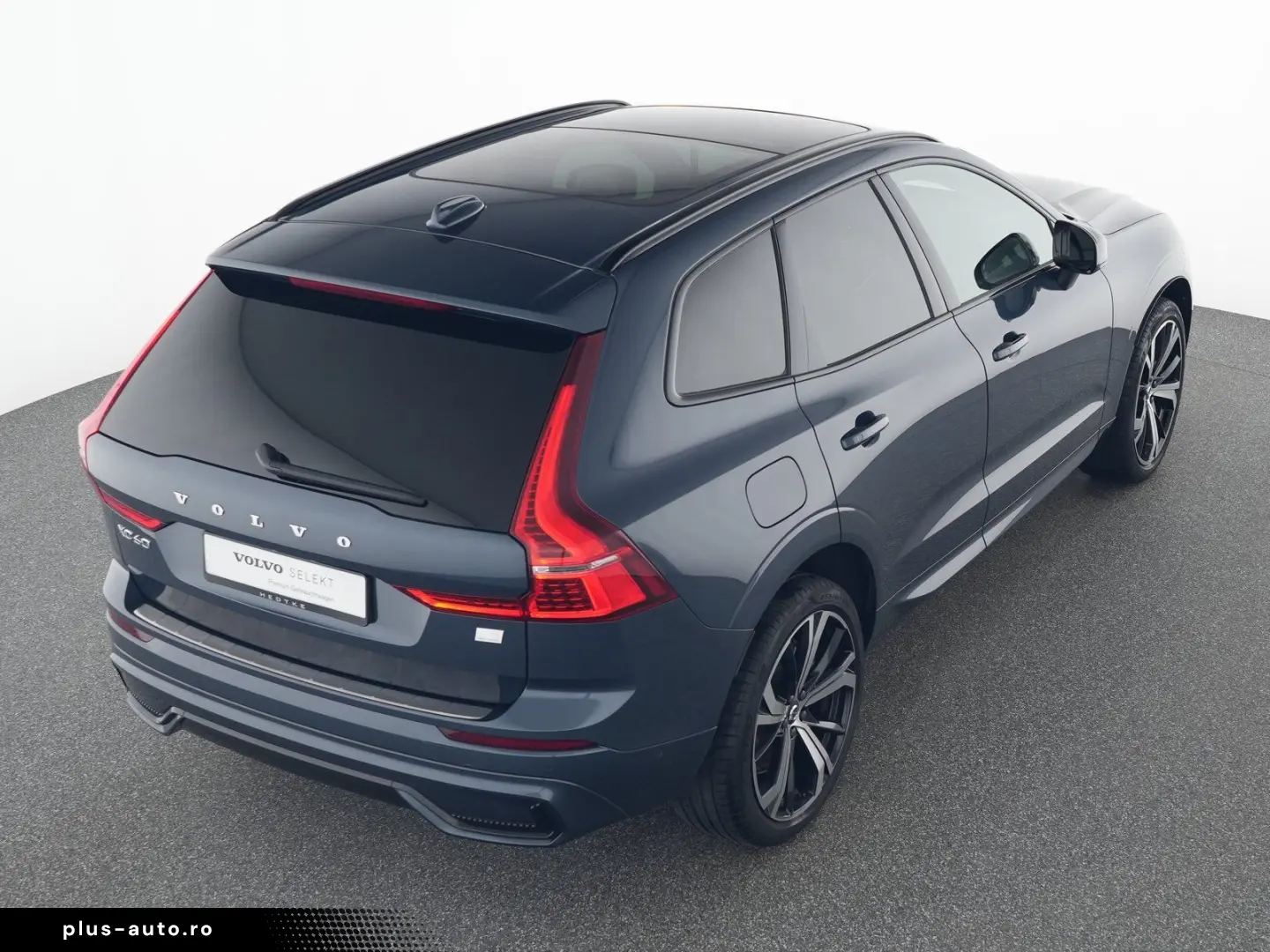 VOLVO XC60 T8 Recharge AWD Ultimate Dark 21  AHK 360