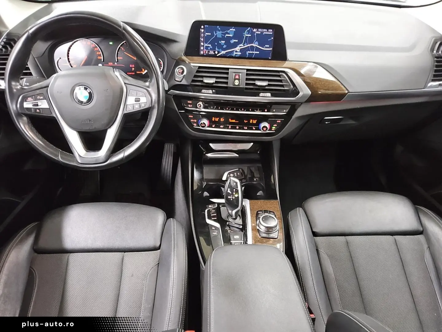 BMW X3 xDrive20d X-Line Leder Navi LED Pano
