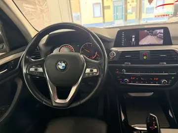 BMW X3 xDrive 20d AHK LED R-Kamera