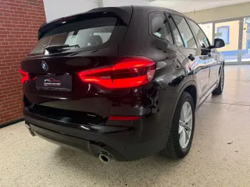 BMW X3 xDrive 20d AHK LED R-Kamera