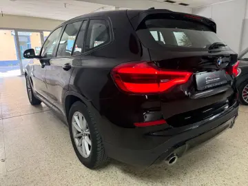 BMW X3 xDrive 20d AHK LED R-Kamera