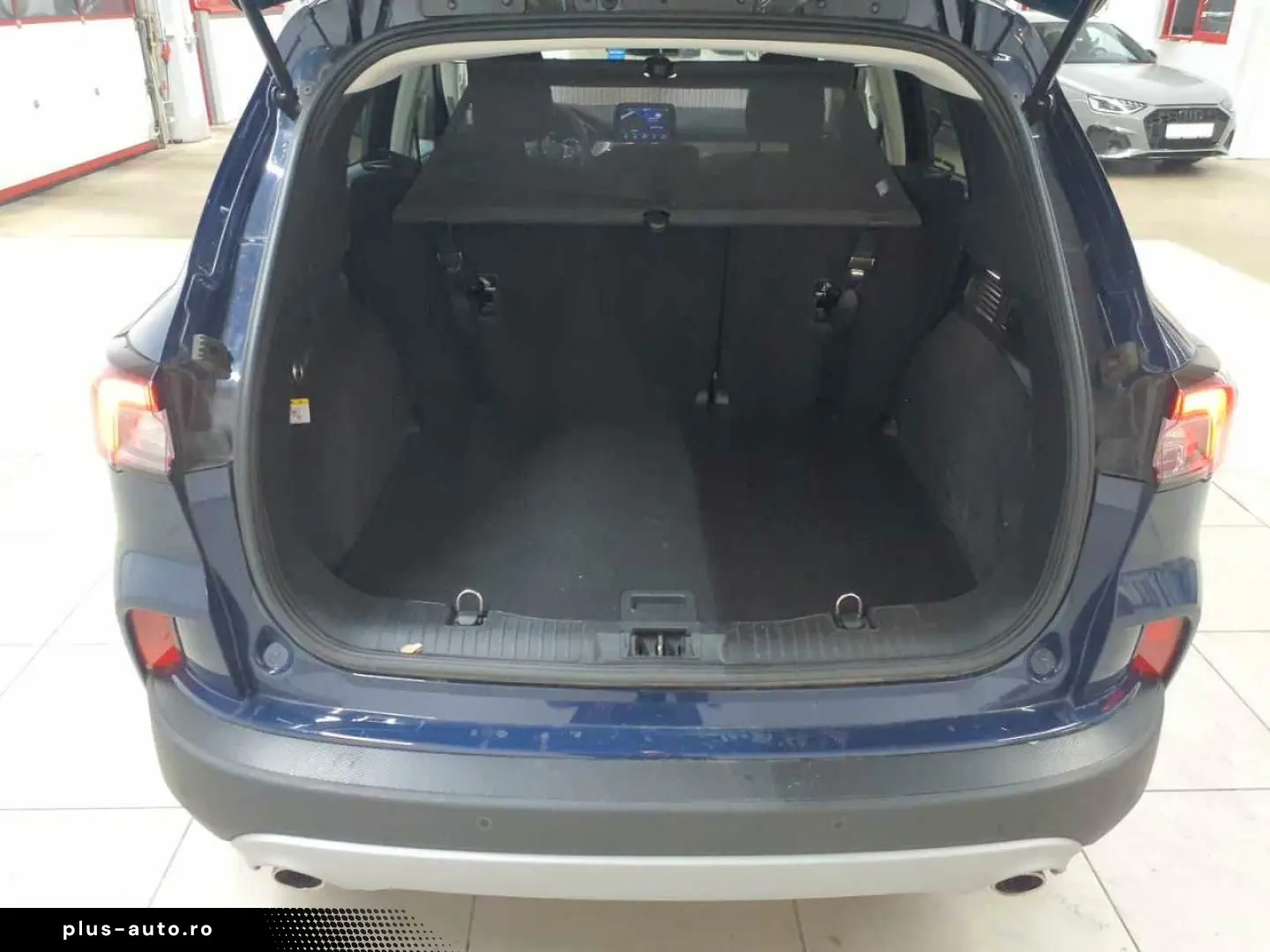 FORD Kuga 2.0 EcoBlue 4x4 Aut. TITANIUM AHK