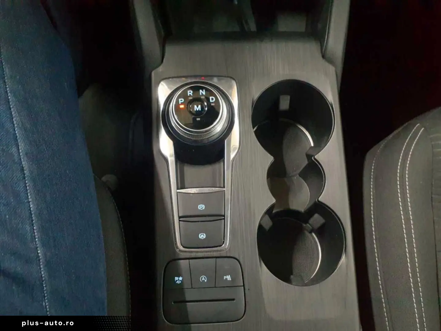 FORD Kuga 2.0 EcoBlue 4x4 Aut. TITANIUM AHK