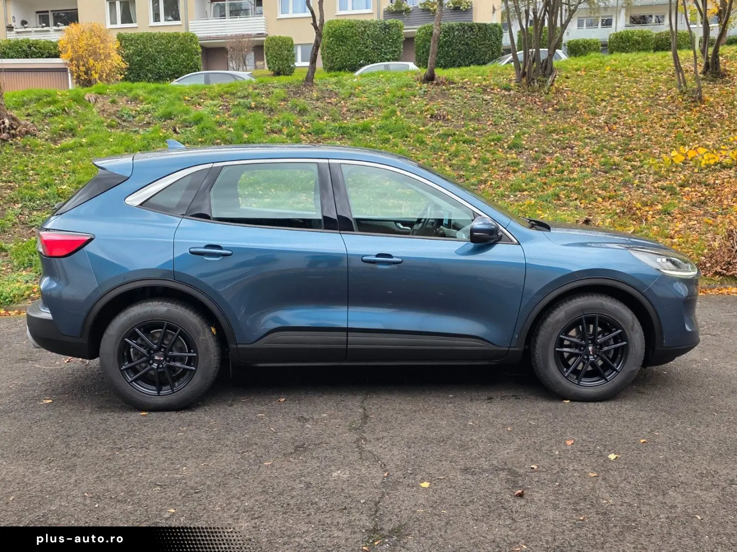 FORD Kuga 2.0 EcoBlue Hybrid  1Hand LED Navi Assist