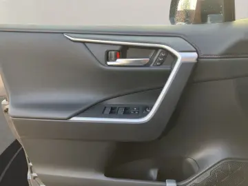 TOYOTA RAV 4 Plug-in Hybrid 4x4 Style