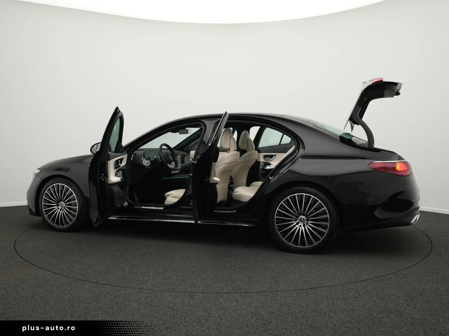 MERCEDES-BENZ E 200 Limousine Digital Pano 360  Burm