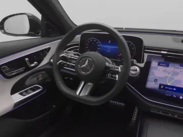MERCEDES-BENZ E 200 Limousine Digital Pano 360  Burm