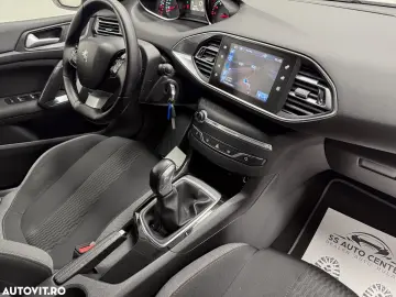 Peugeot 308 PureTech 110 Stop & Start Style