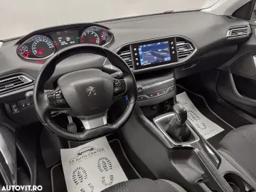 Peugeot 308 PureTech 110 Stop & Start Style