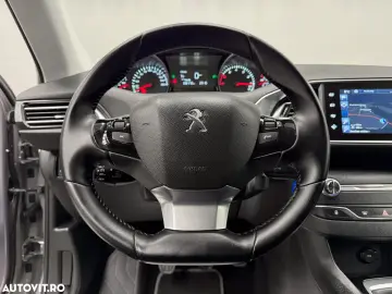 Peugeot 308 PureTech 110 Stop & Start Style