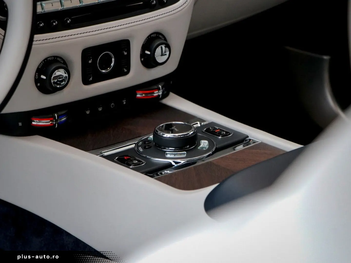 ROLLS ROYCE Wraith -