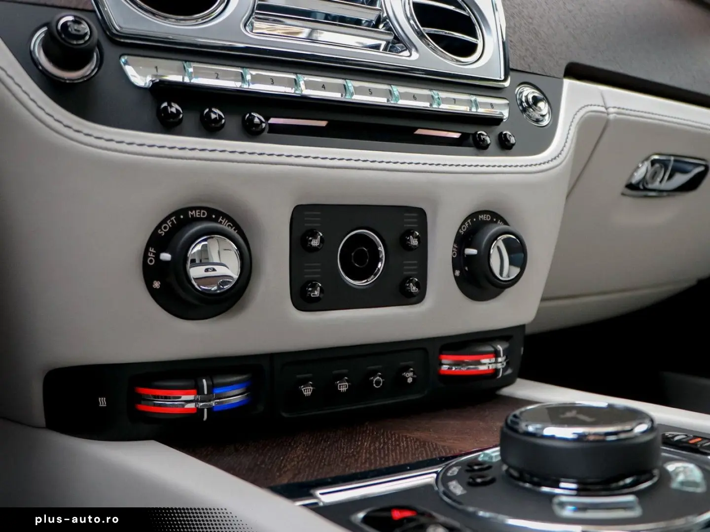 ROLLS ROYCE Wraith -