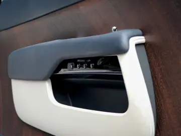 ROLLS ROYCE Wraith -