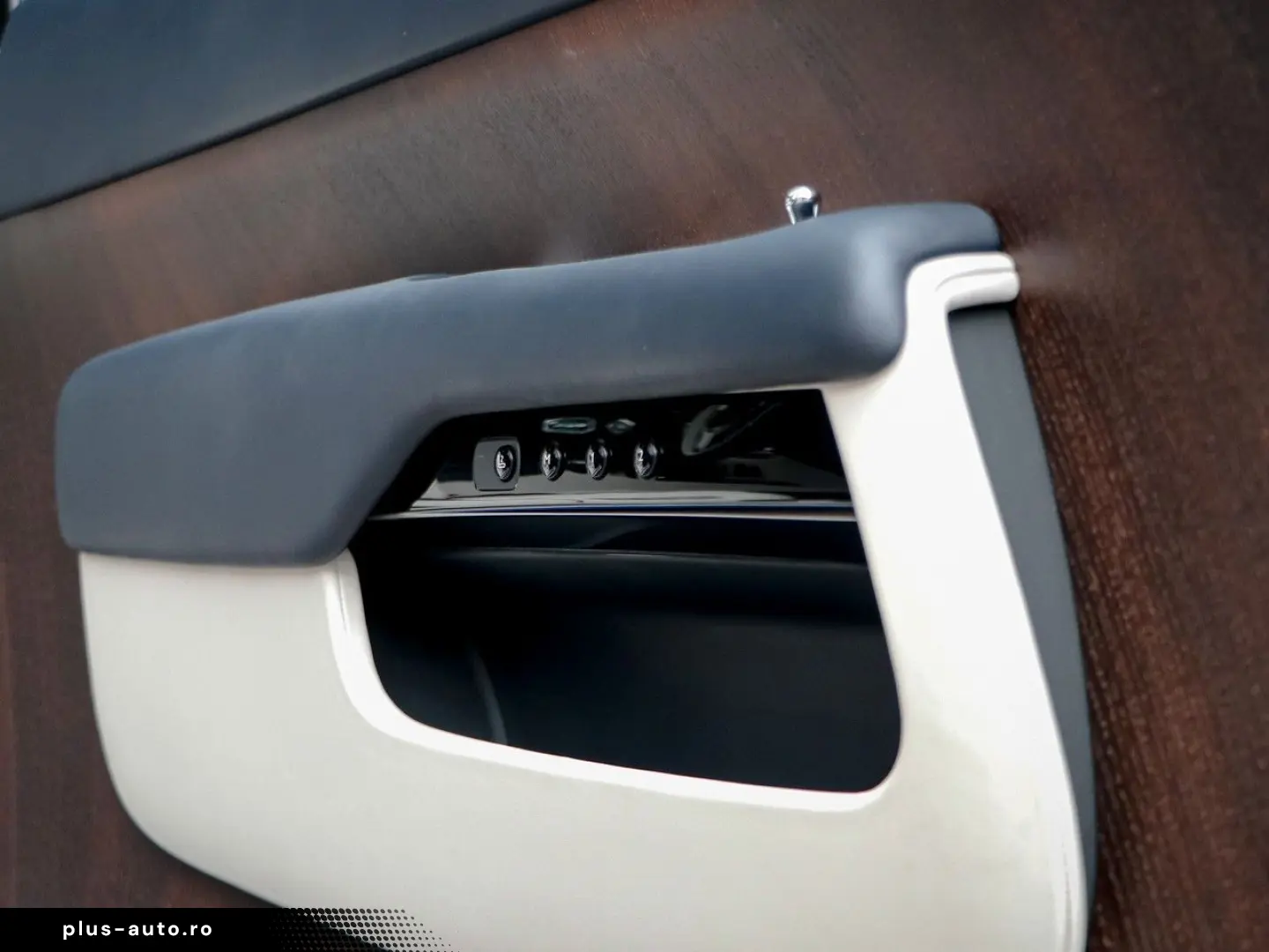 ROLLS ROYCE Wraith -