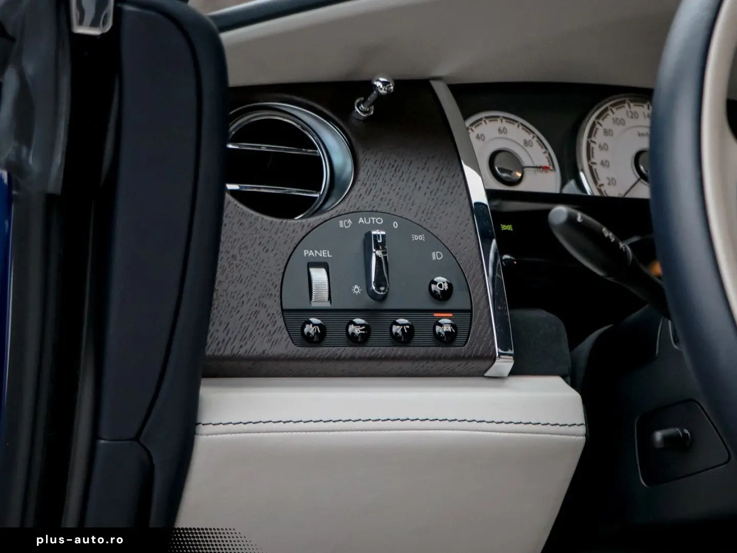 ROLLS ROYCE Wraith -