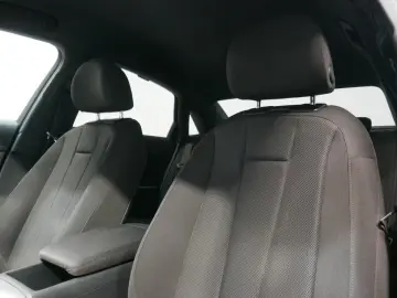 Audi A4 Lim. 40 TDI quattro S line 2.0 TDI