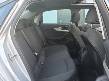 Audi A4 30 TDI S-TRON