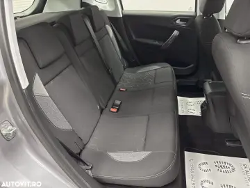 Peugeot 2008 1.2 L PureTech Active