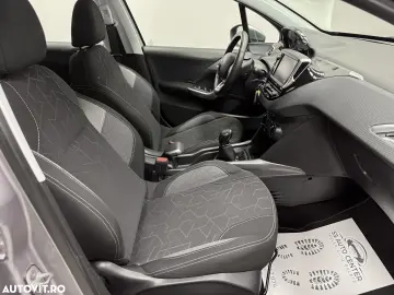 Peugeot 2008 1.2 L PureTech Active