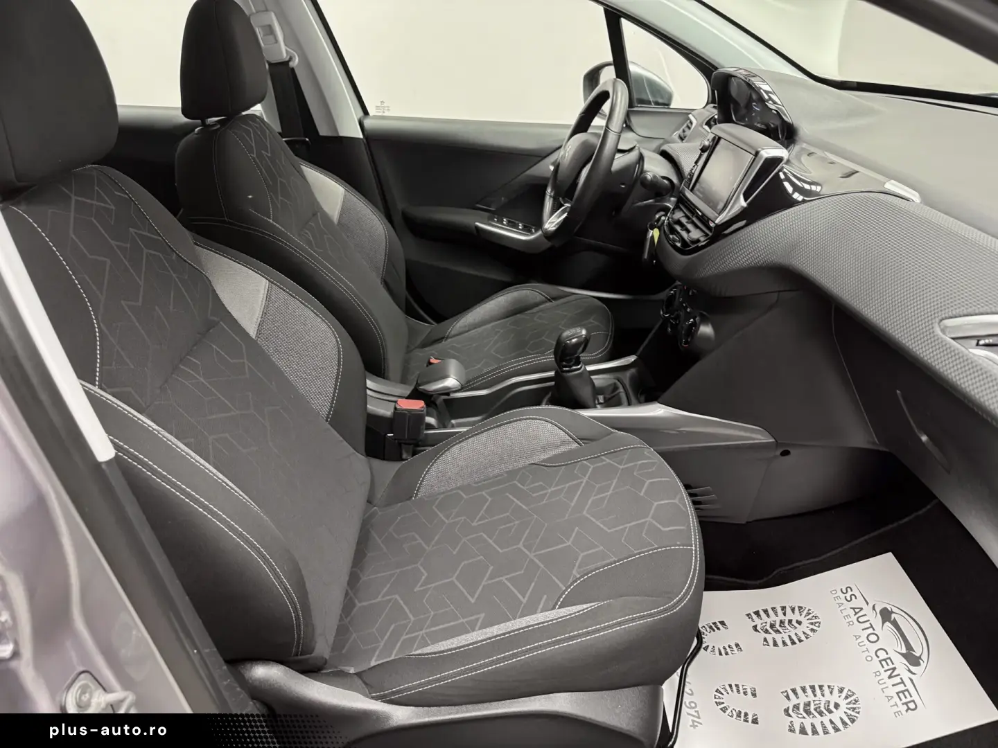 Peugeot 2008 1.2 L PureTech Active