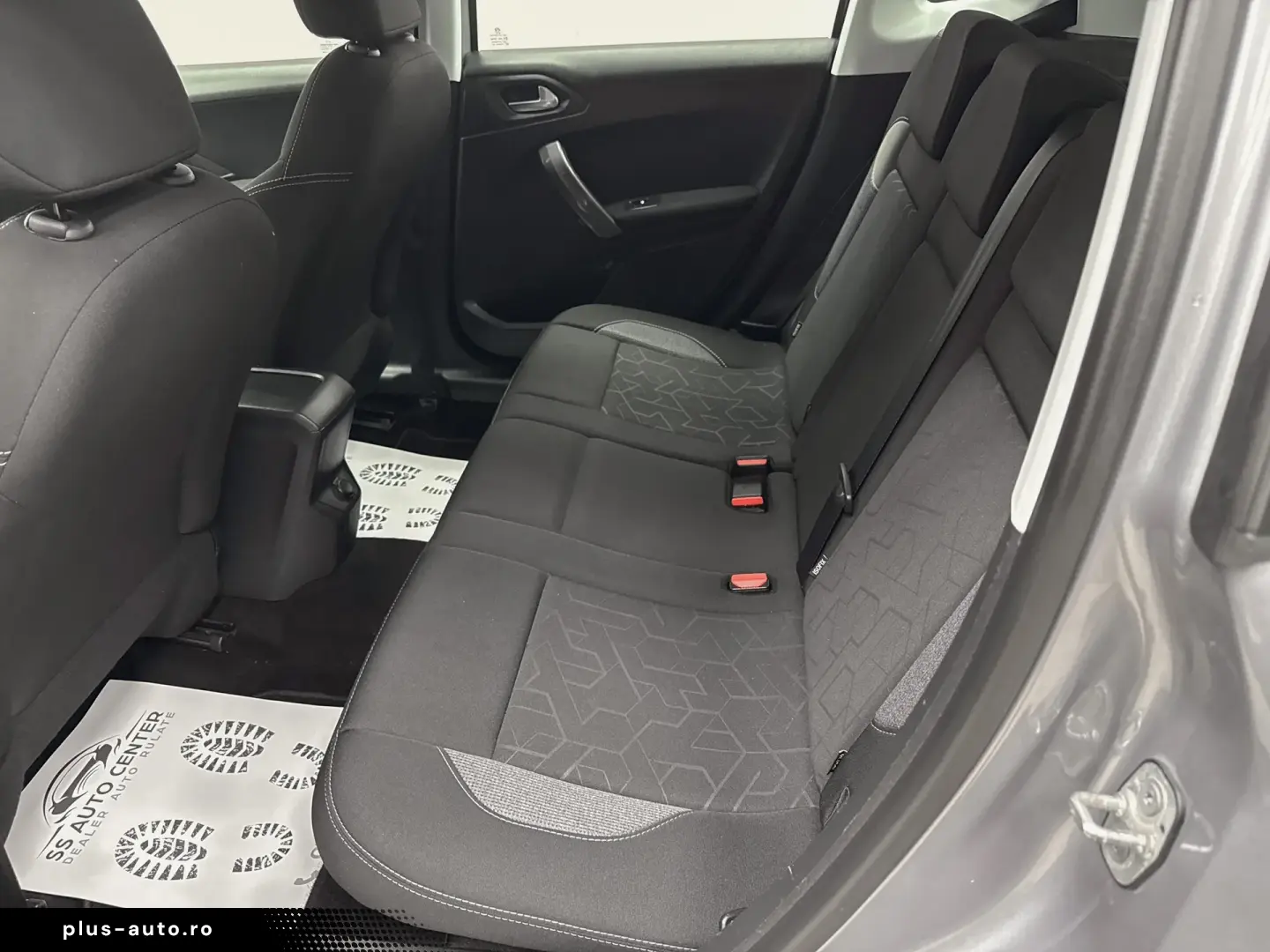 Peugeot 2008 1.2 L PureTech Active