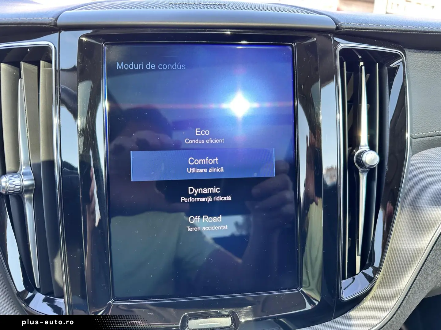 Volvo XC 60 T5 AWD Inscription Utilizat · 2019