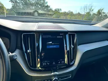 Volvo XC 60 T5 AWD Inscription Utilizat · 2019