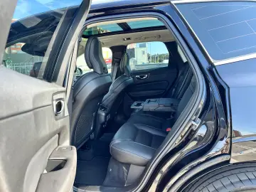 Volvo XC 60 T5 AWD Inscription Utilizat · 2019