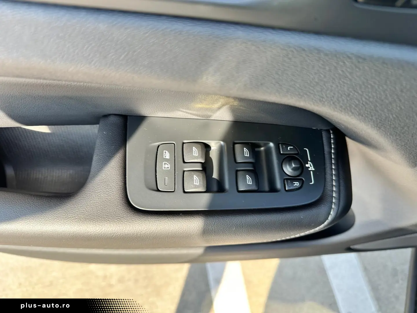 Volvo XC 60 T5 AWD Inscription Utilizat · 2019