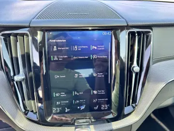 Volvo XC 60 T5 AWD Inscription Utilizat · 2019