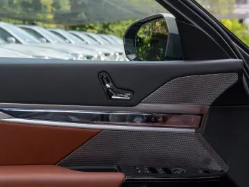 BMW 740d xDrive M SPORT.MASSAGE.SKY.LOUNGE.B&W.5 100