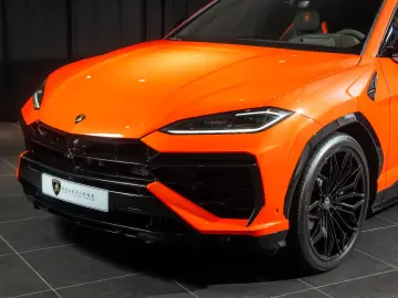 LAMBORGHINI Urus 4.0 V8 PHEV SE
