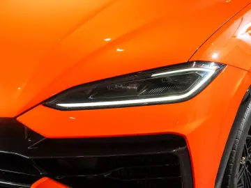 LAMBORGHINI Urus 4.0 V8 PHEV SE