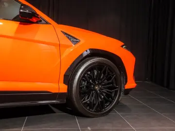 LAMBORGHINI Urus 4.0 V8 PHEV SE