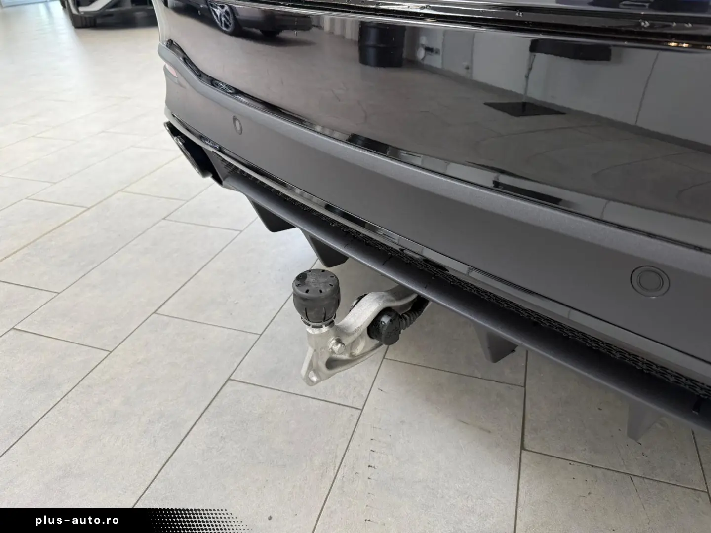 MERCEDES-BENZ GLE 53 4M  PANO HUD BURM AHK DISTR MBEAM NIGHT