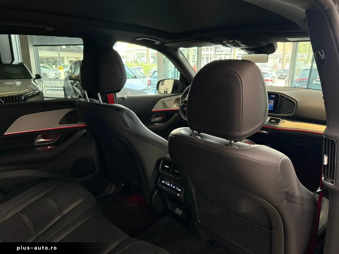 MERCEDES-BENZ GLE 53 4M  PANO HUD BURM AHK DISTR MBEAM NIGHT