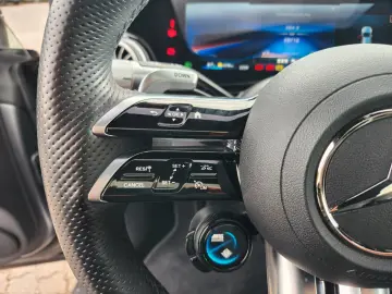 MERCEDES-BENZ EQS AMG 53 4M HEAD UP LEDER NAPPA AIRMATIC