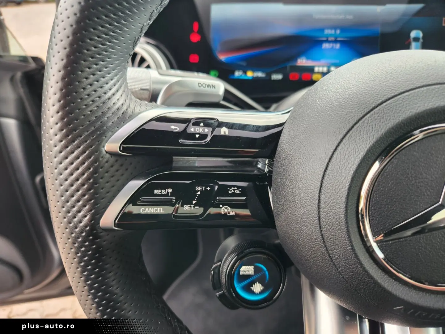 MERCEDES-BENZ EQS AMG 53 4M HEAD UP LEDER NAPPA AIRMATIC