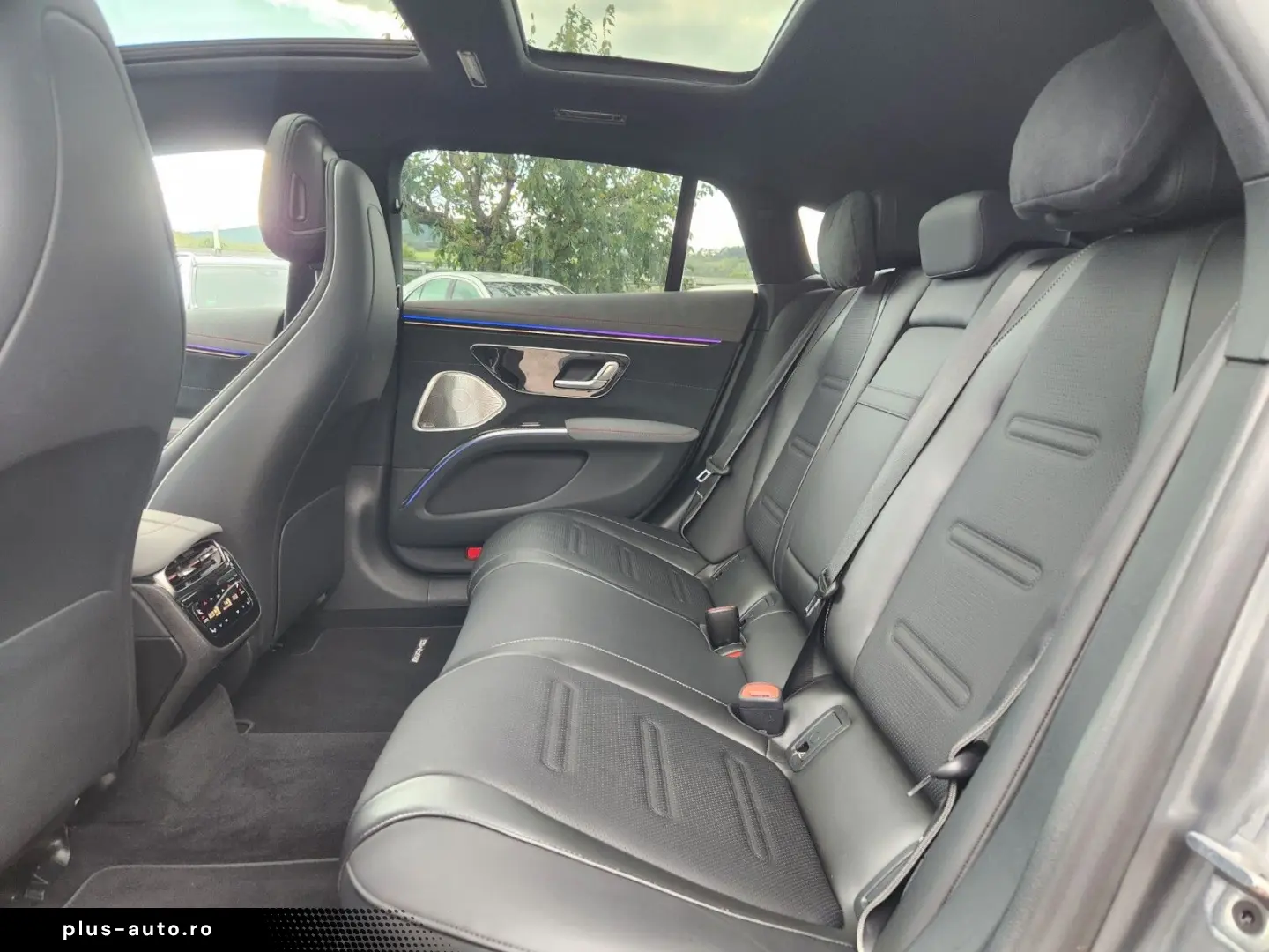 MERCEDES-BENZ EQS AMG 53 4M HEAD UP LEDER NAPPA AIRMATIC