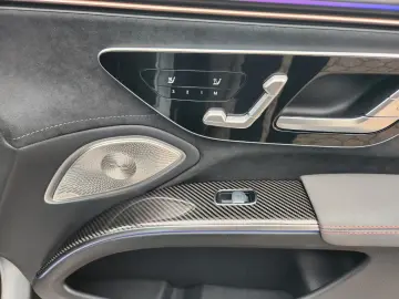 MERCEDES-BENZ EQS AMG 53 4M HEAD UP LEDER NAPPA AIRMATIC